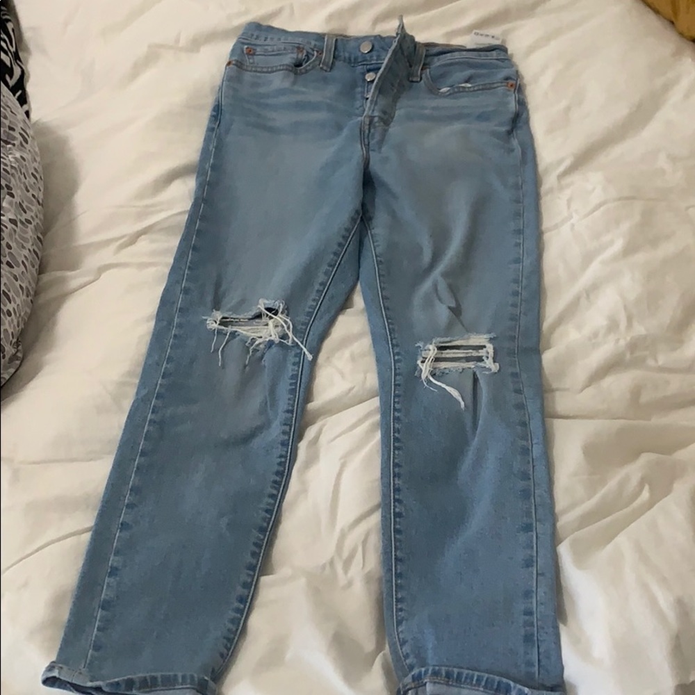 Levi’s 27 wedgie skinny work once